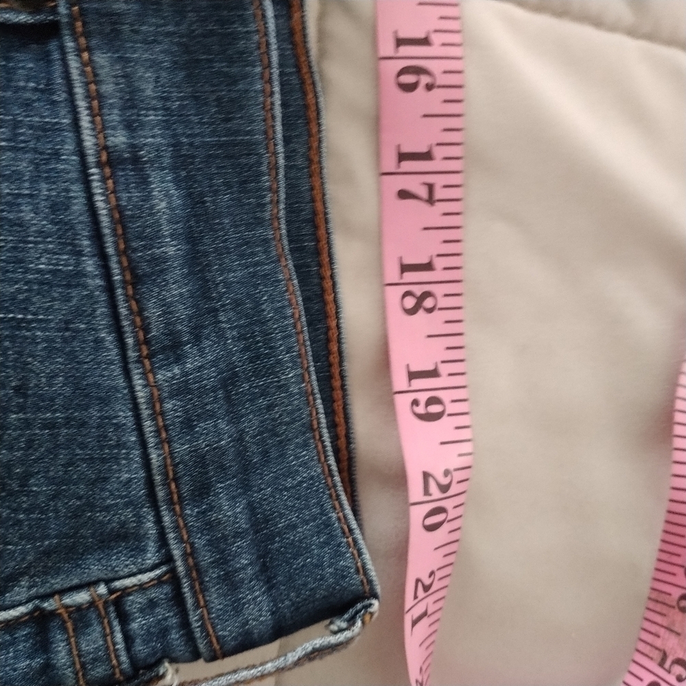 Old Navy Original Mid Rise Dark Wash Straight Jeans 20 - Picture 6 of 9